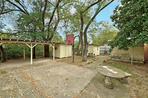 Tiny photo for 405 Montopolis DR, Austin, TX 78741 (MLS # 8267980)