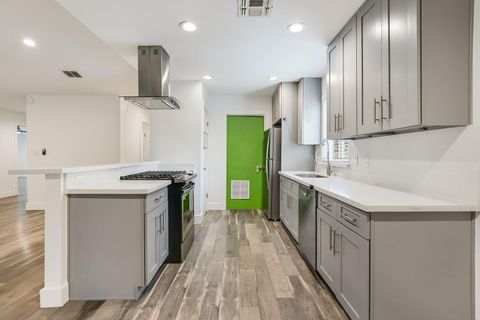 Tiny photo for 10312 Georgian DR, Austin, TX 78753 (MLS # 8043825)