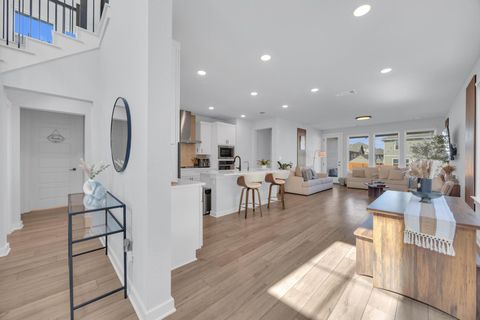 6404 E Mallord Brook BND Buda TX 78610