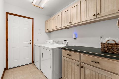 Tiny photo for 20106 Moon Dance LN, Spicewood, TX 78669 (MLS # 3329287)