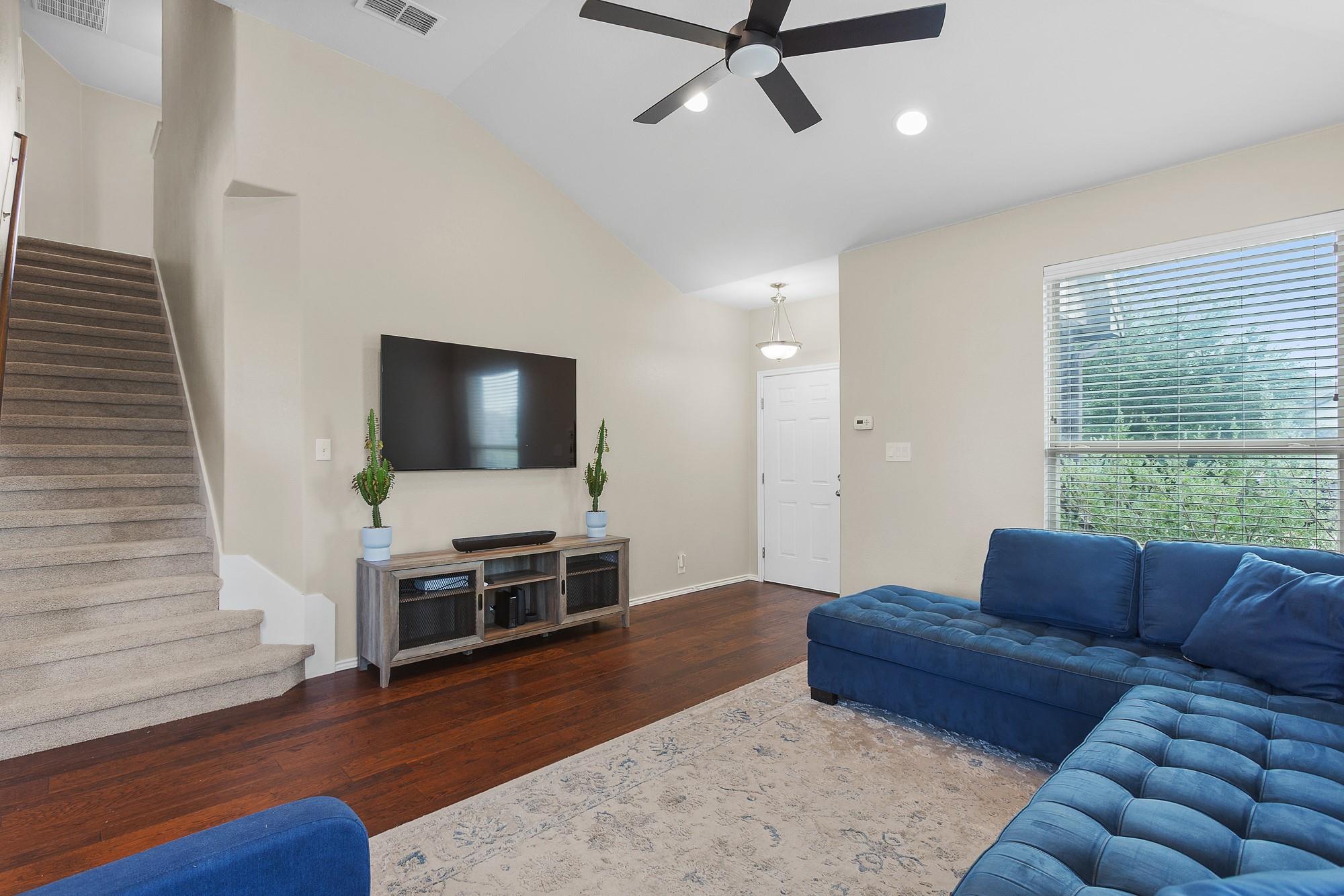 443 Dragon Ridge RD