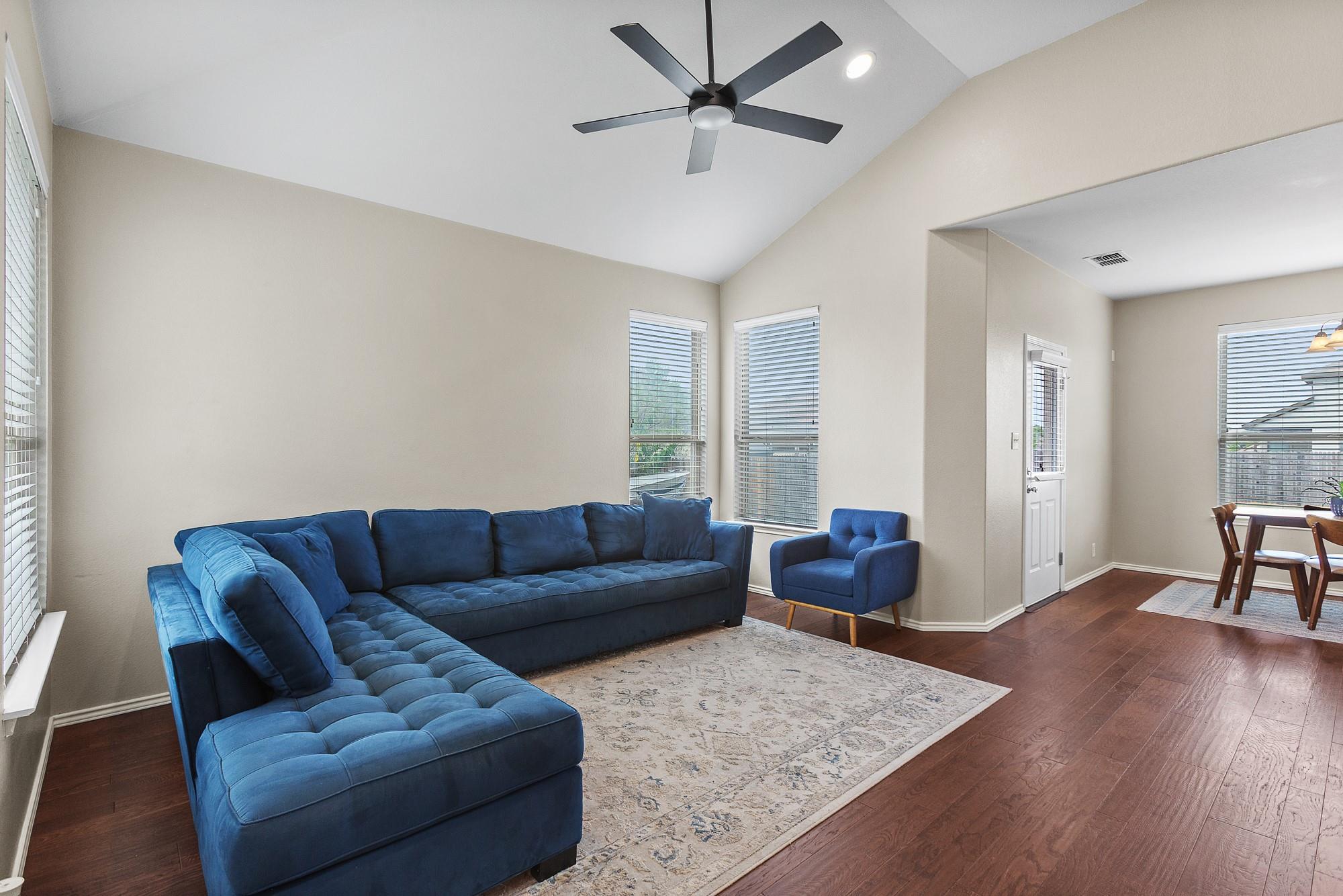 443 Dragon Ridge RD