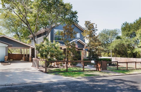 Photo of 2804 Wilson ST #B, Austin, TX 78704 (MLS # 8087160)