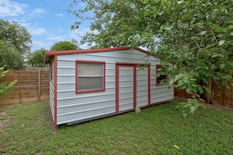 Tiny photo for 1301 S Meadows DR, Austin, TX 78758 (MLS # 2725798)
