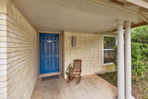 Tiny photo for 1301 S Meadows DR, Austin, TX 78758 (MLS # 2725798)