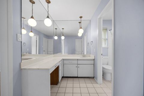 Tiny photo for 1301 S Meadows DR, Austin, TX 78758 (MLS # 2725798)