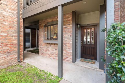 1741 Spyglass DR 2-104 Austin TX 78746