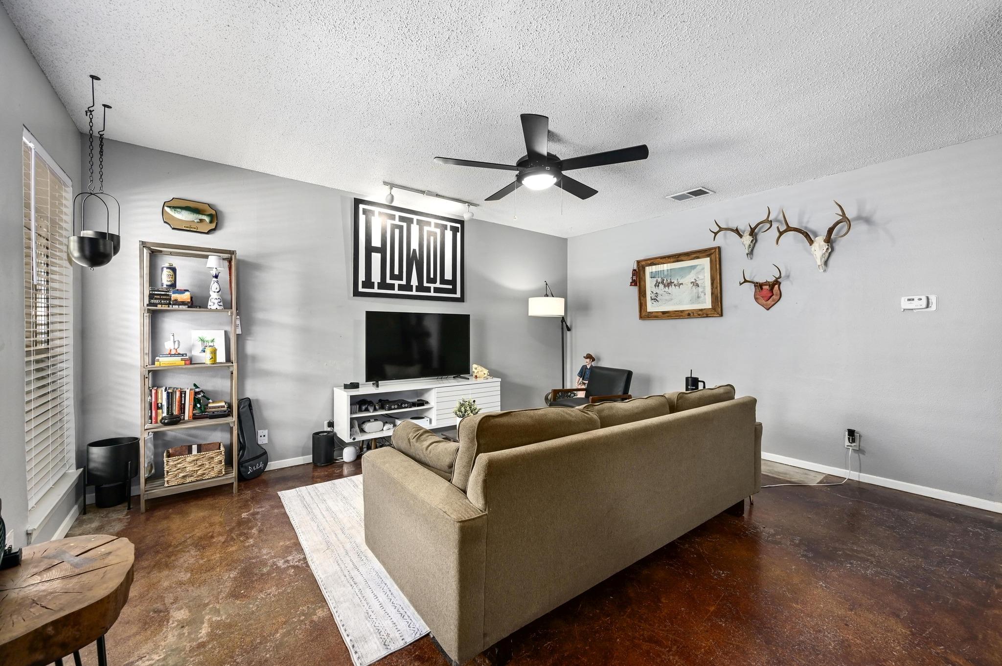 3430 Willowrun DR