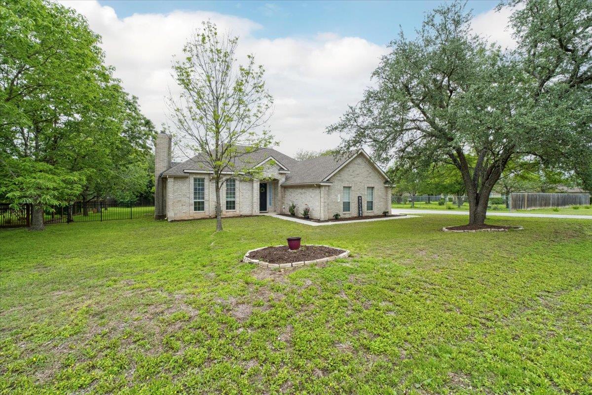 202 Meadow Woods DR
