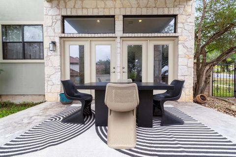 Tiny photo for 6 Monarch Oaks LN, Austin, TX 78738 (MLS # 3874882)