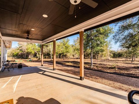 A home in Luling