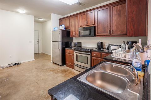 Tiny photo for 910 W 25th ST #403, Austin, TX 78705 (MLS # 7918341)