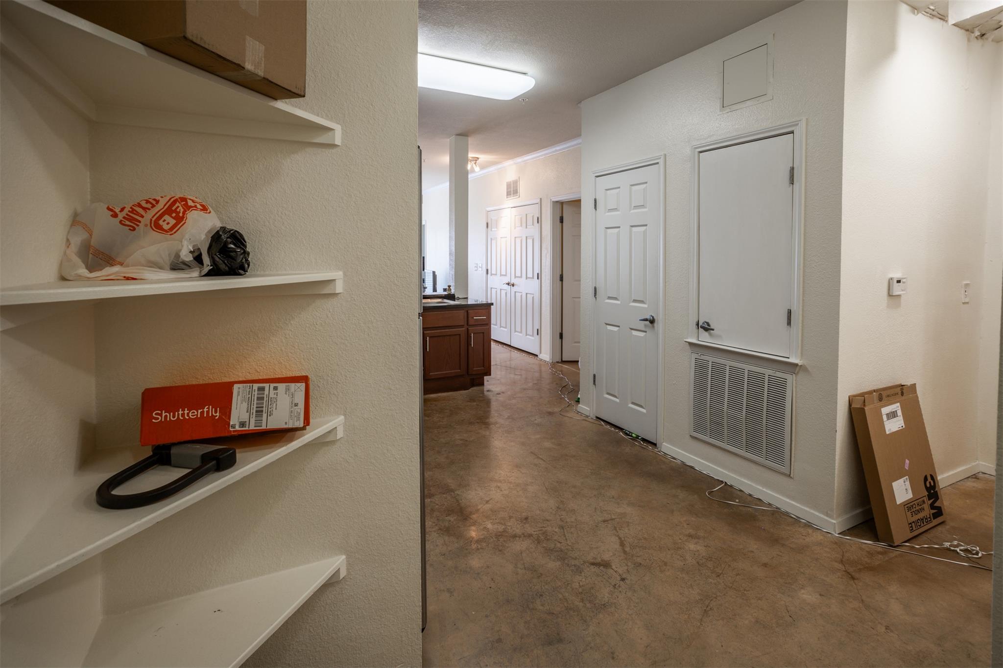 910 W 25th ST 403