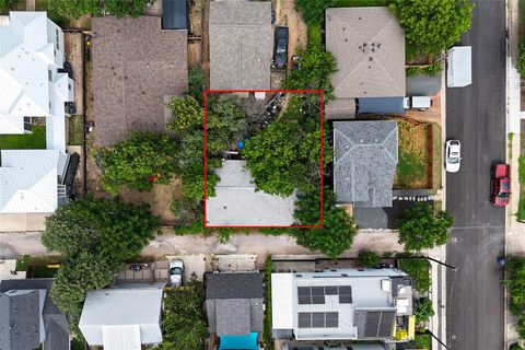 Photo of 1302 Walnut Ave #2, Austin, TX 78702 (MLS # 6637513)
