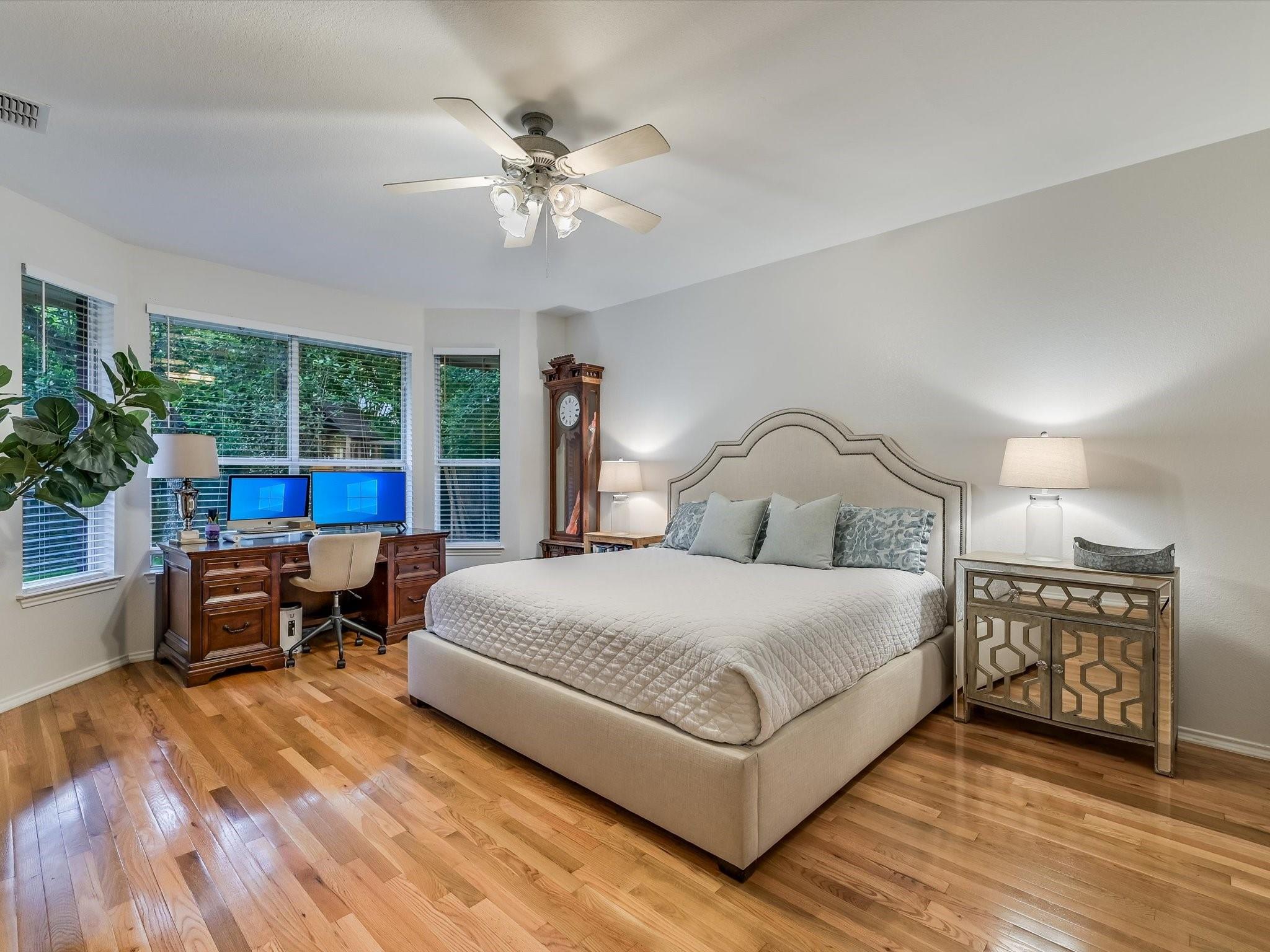 Austin, Texas 78735, United States, 4 Bedrooms Bedrooms, ,2 BathroomsBathrooms,Residential,Pending,54585