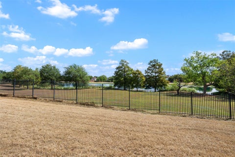 Photo of 6620 Kirkwynd DR, Austin, TX 78754 (MLS # 8728428)