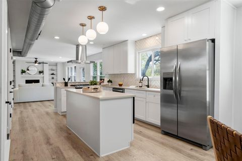 Tiny photo for 2401 Lehigh DR, Austin, TX 78723 (MLS # 8199952)