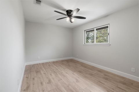 Tiny photo for 2401 Lehigh DR, Austin, TX 78723 (MLS # 8199952)