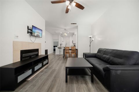 Photo of 806 W 24th ST #213, Austin, TX 78705 (MLS # 1644680)