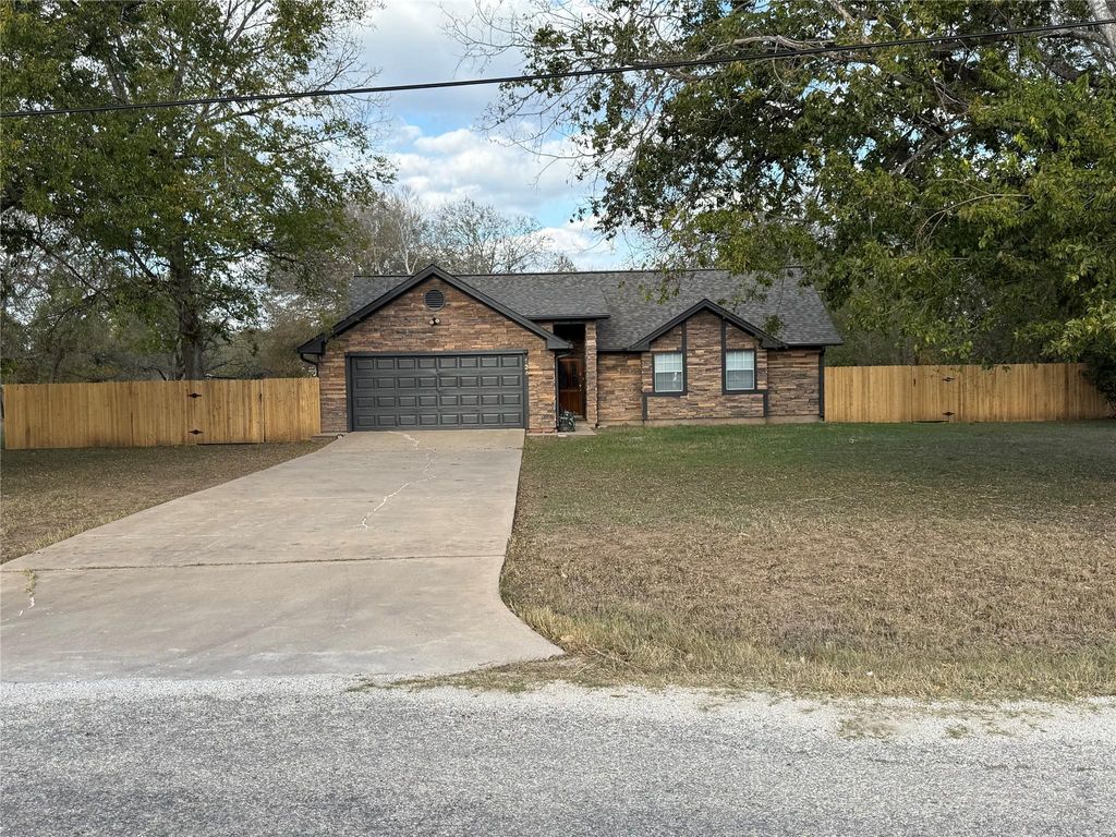 Photo of 134 Laumaia LN, Bastrop, TX 78602 (MLS # 3048547)