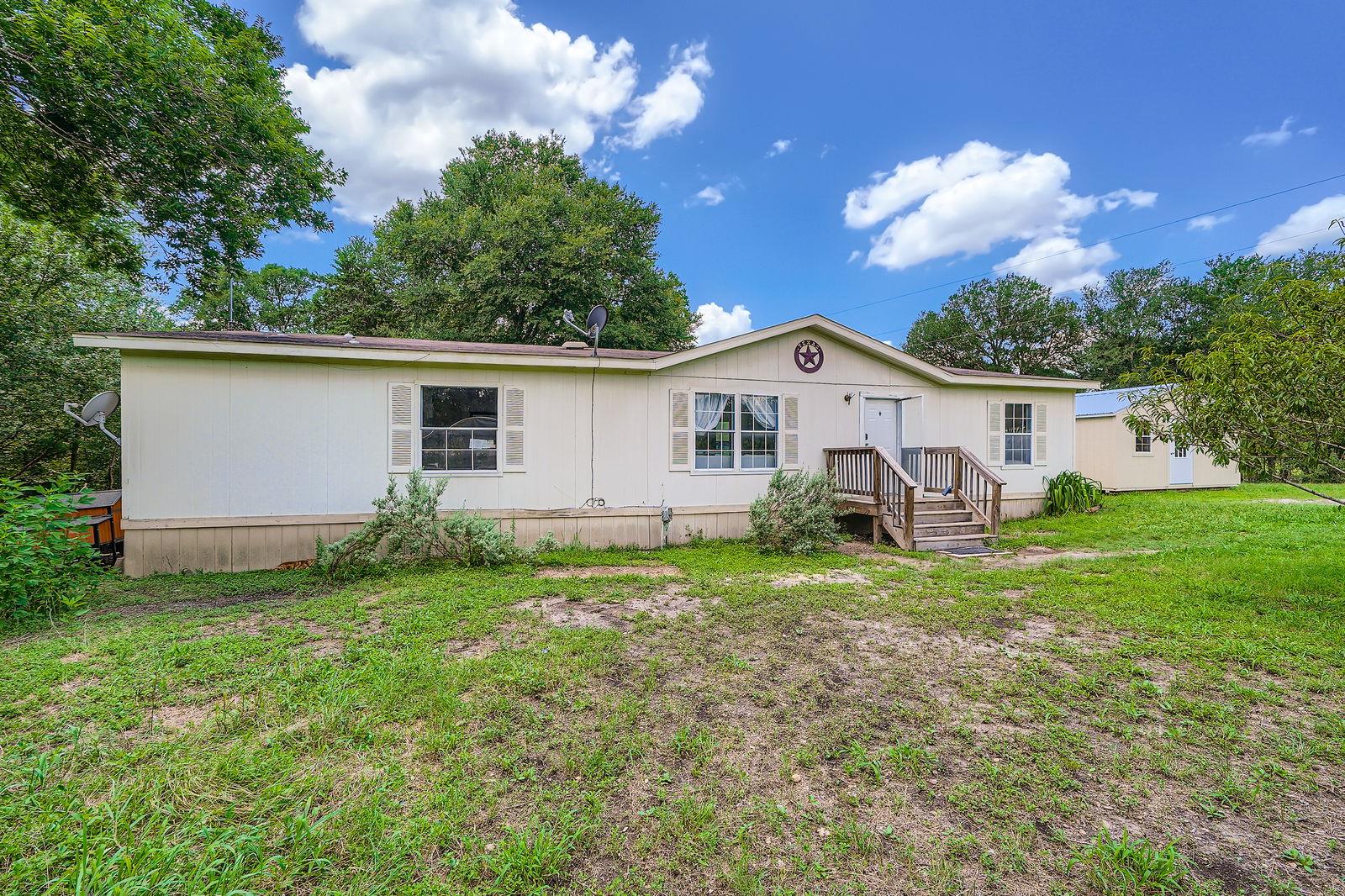 8710 Lucinda DR