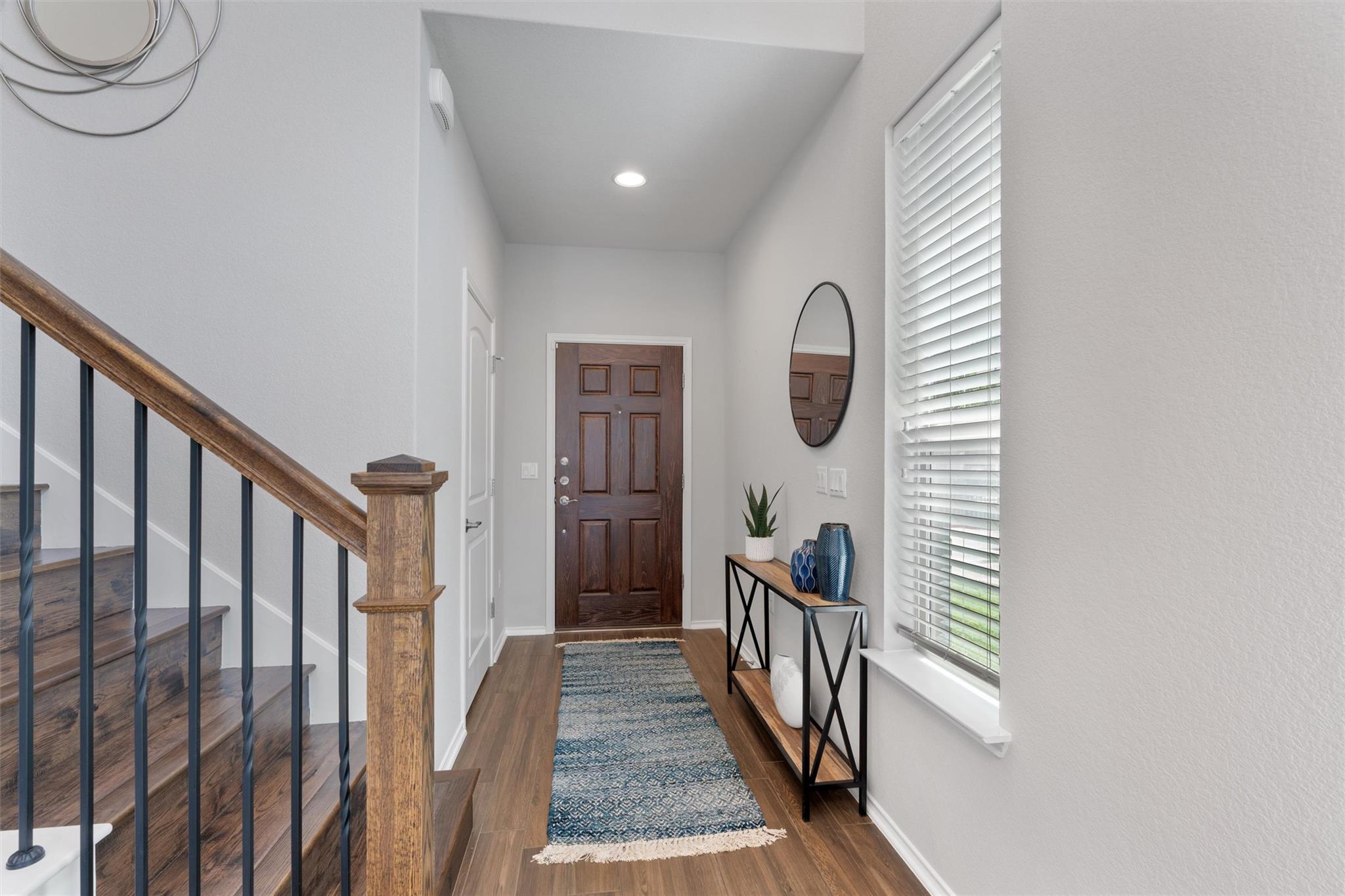 10423 Turnbull LOOP