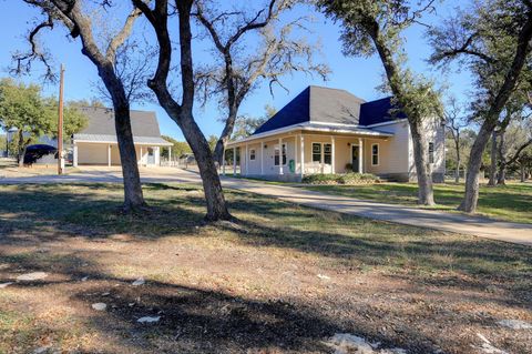 Photo of 881 Saddleridge DR, Wimberley, TX 78676 (MLS # 3121661)