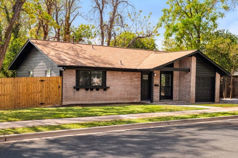 Tiny photo for 5210 Emerald Meadow DR, Austin, TX 78745 (MLS # 9652998)