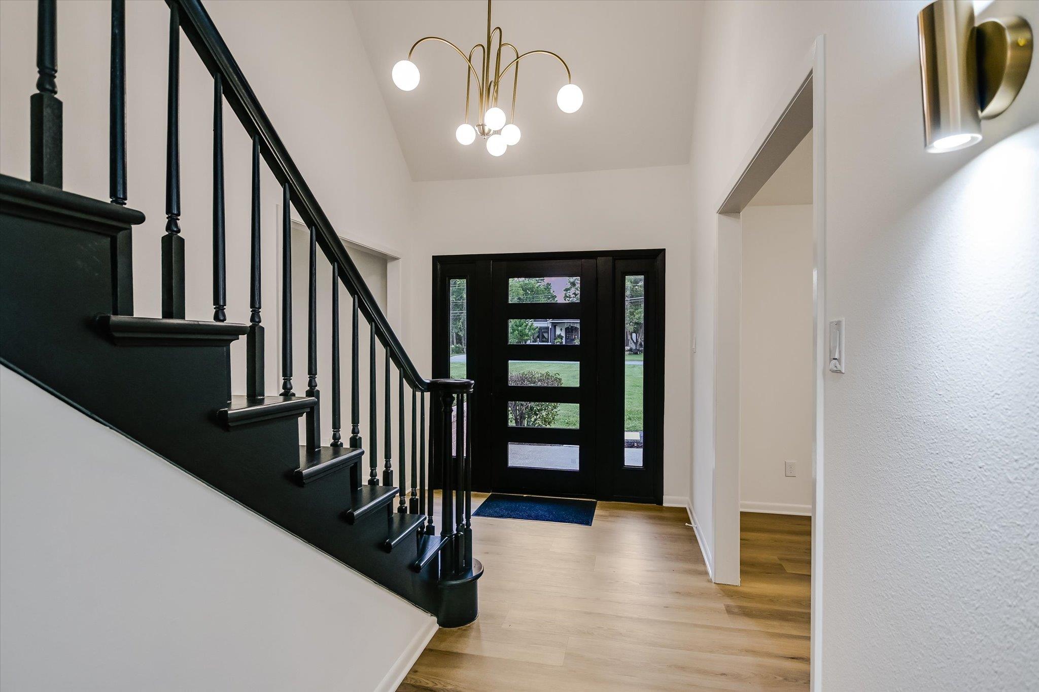 503 Elm ST