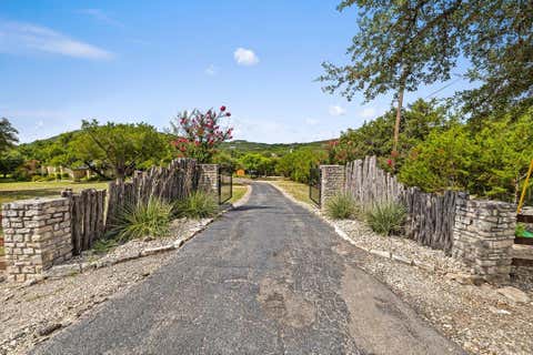 Photo of 23644 Nameless RD, Leander, TX 78641 (MLS # 1511092)