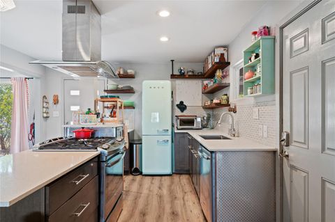 Tiny photo for 7405 Eastcrest DR, Austin, TX 78752 (MLS # 8994894)