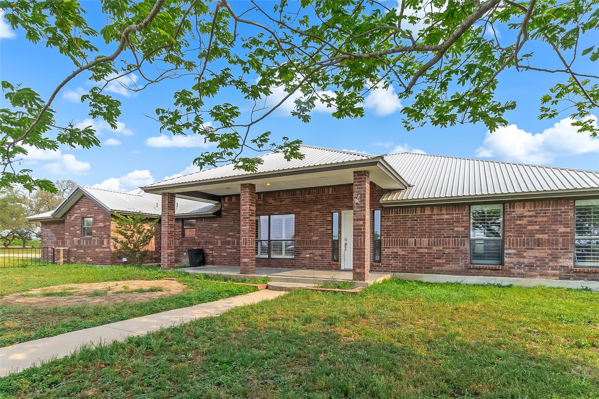 8321 County Road 200