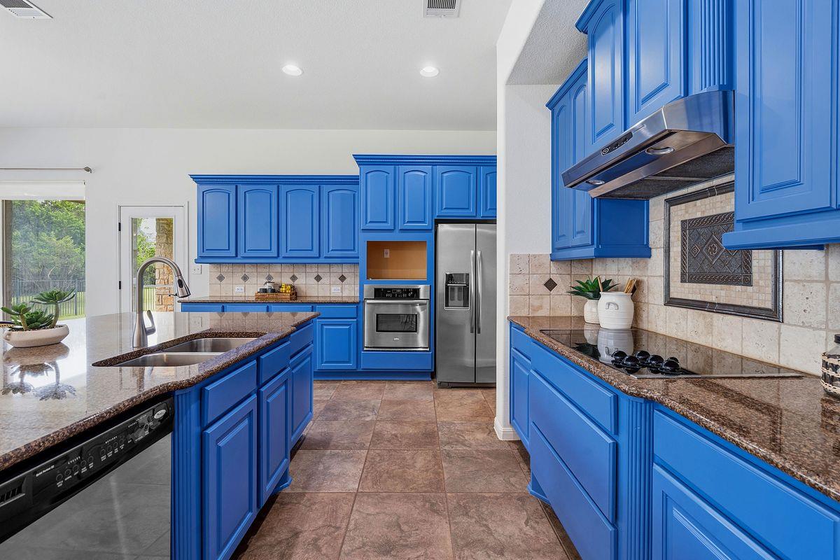 104 Quarry Lake EST