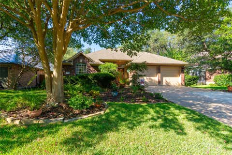 Photo of 6411 CLAIRMONT DR, Austin, TX 78749 (MLS # 4127216)