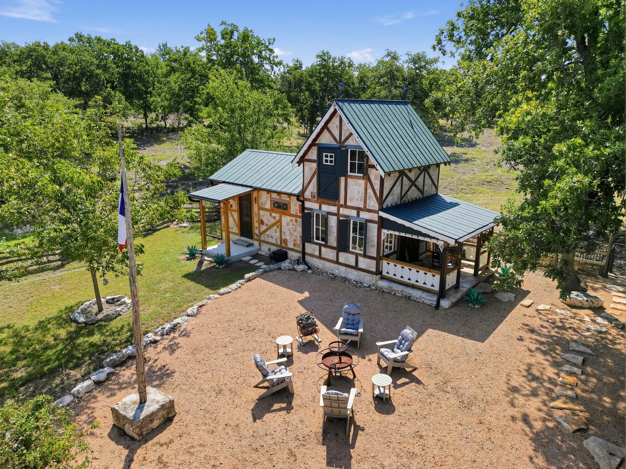 328 Himmel RD