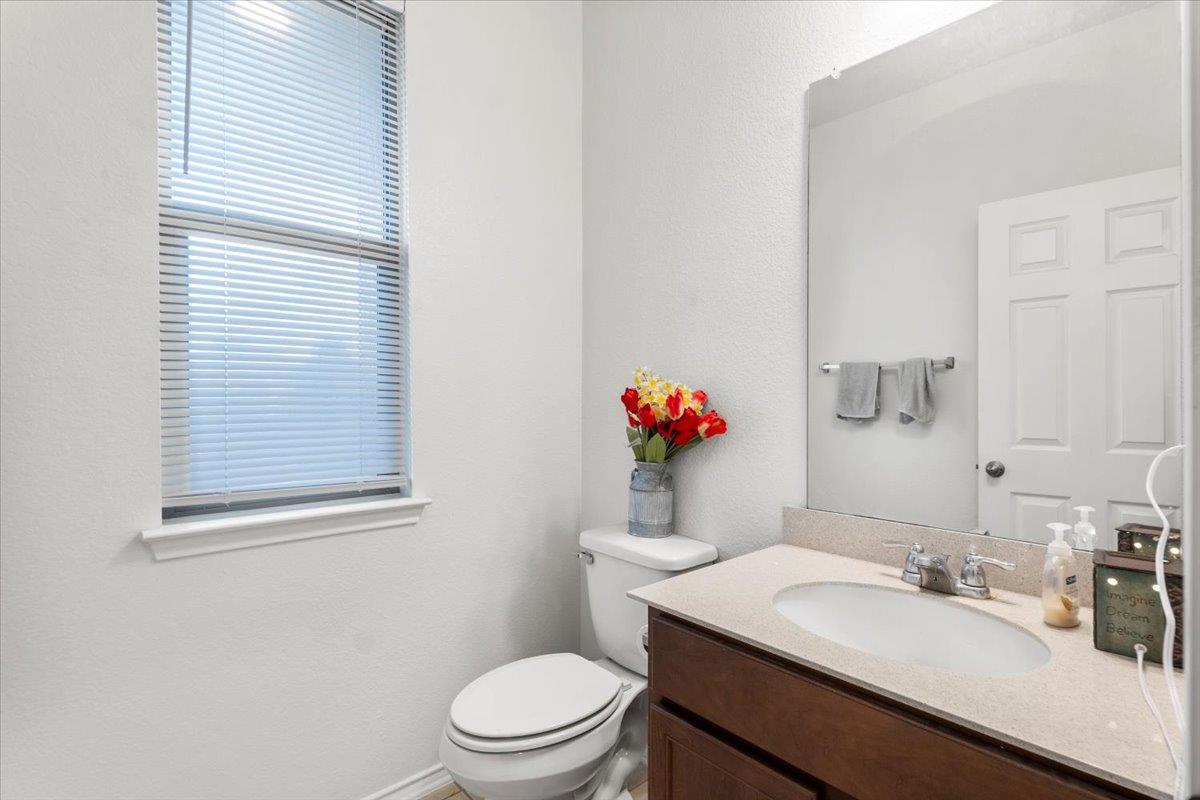 239 Crimson LN