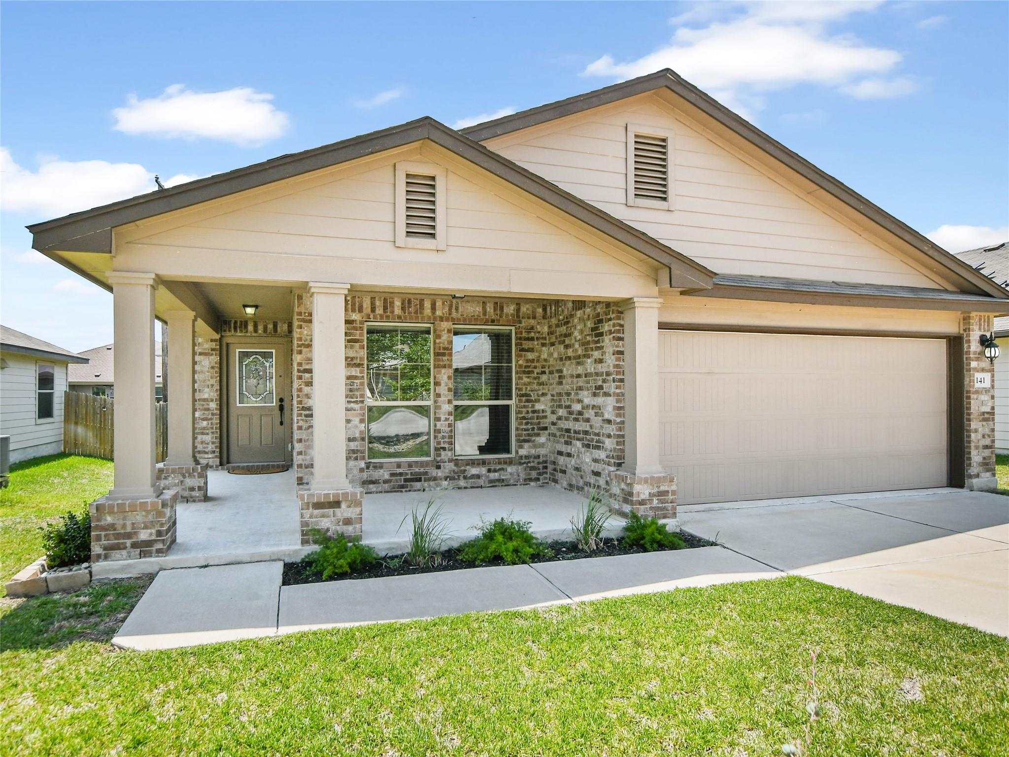 141 Igneous LN