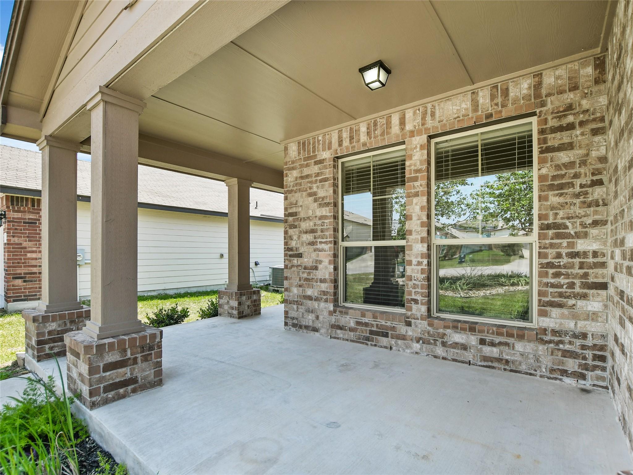 141 Igneous LN