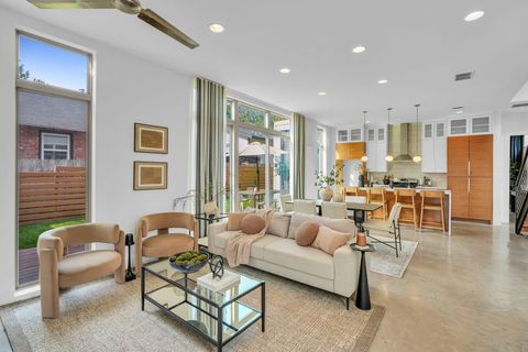 1132 Salina ST Austin TX 78702