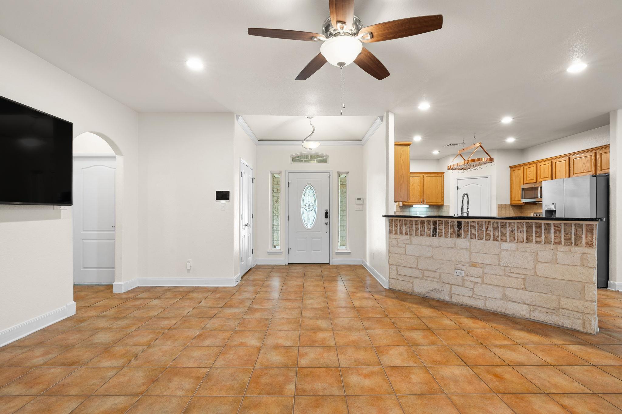 1902 Yuma CIR