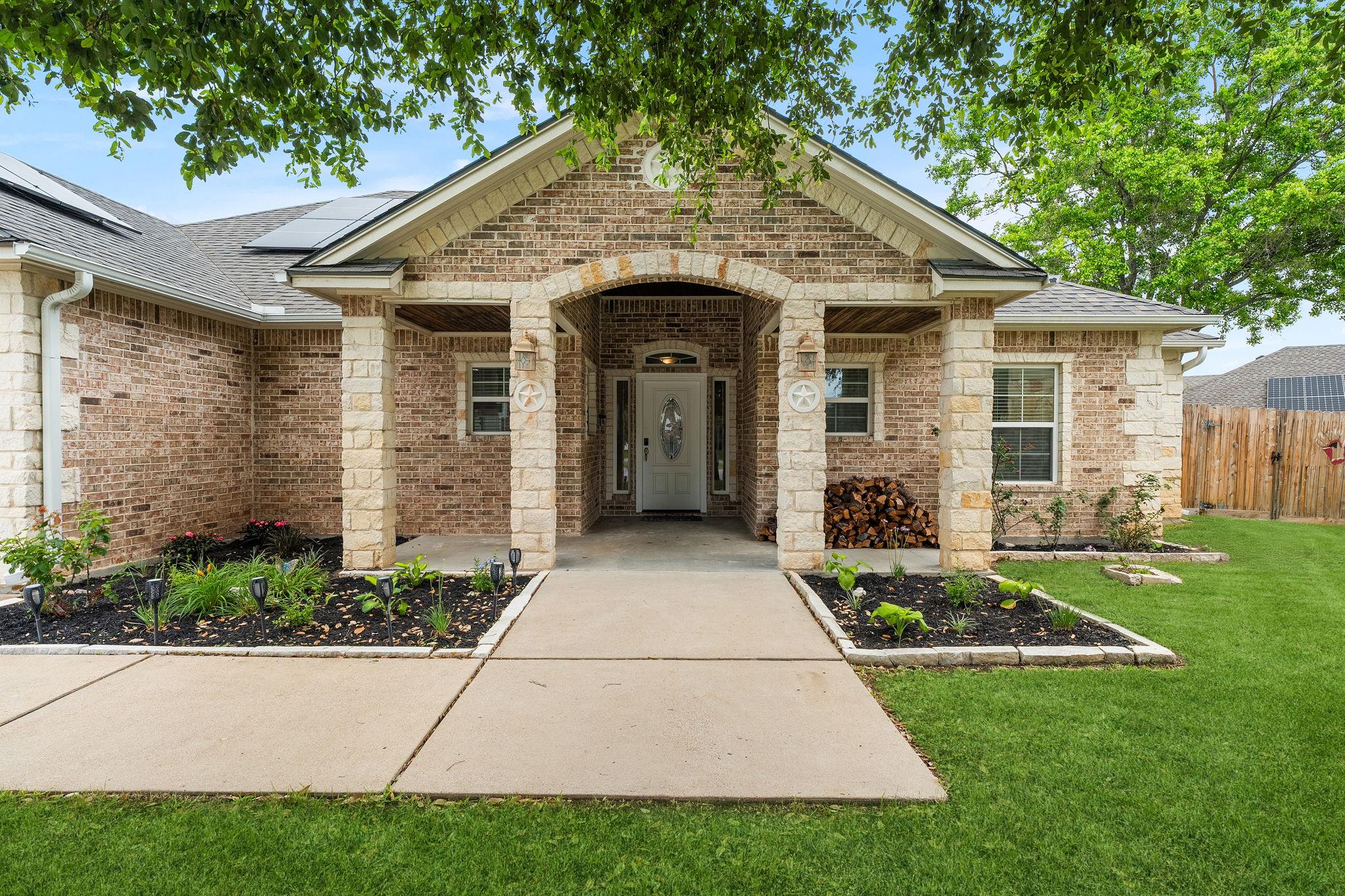 1902 Yuma CIR