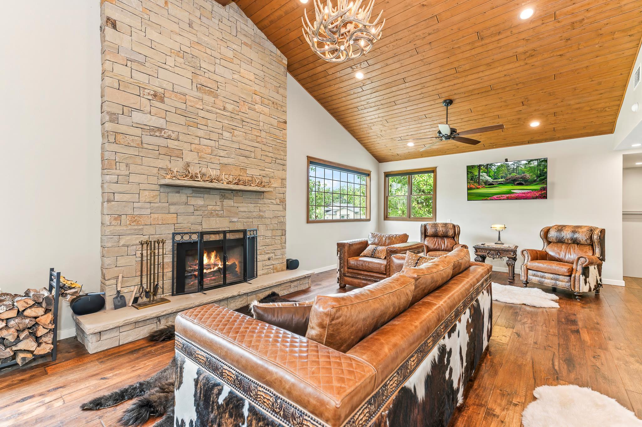 2108 Quiet Stables CIR