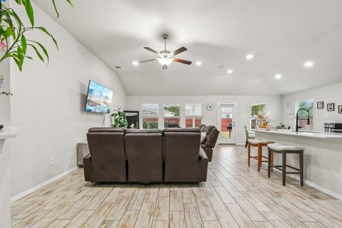 Tiny photo for 1909 Omaha DR, Lago Vista, TX 78645 (MLS # 1823678)