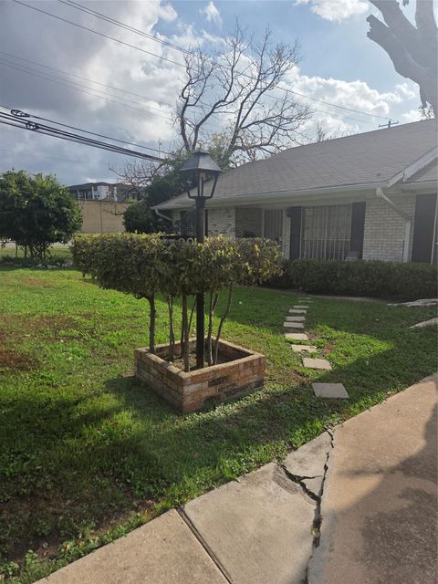 Tiny photo for 5500 CHADWYCK DR, Austin, TX 78723 (MLS # 7922675)