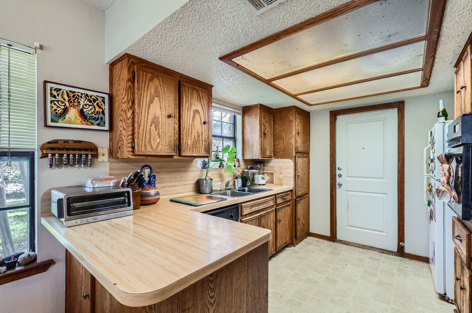 1304 Breakaway RD