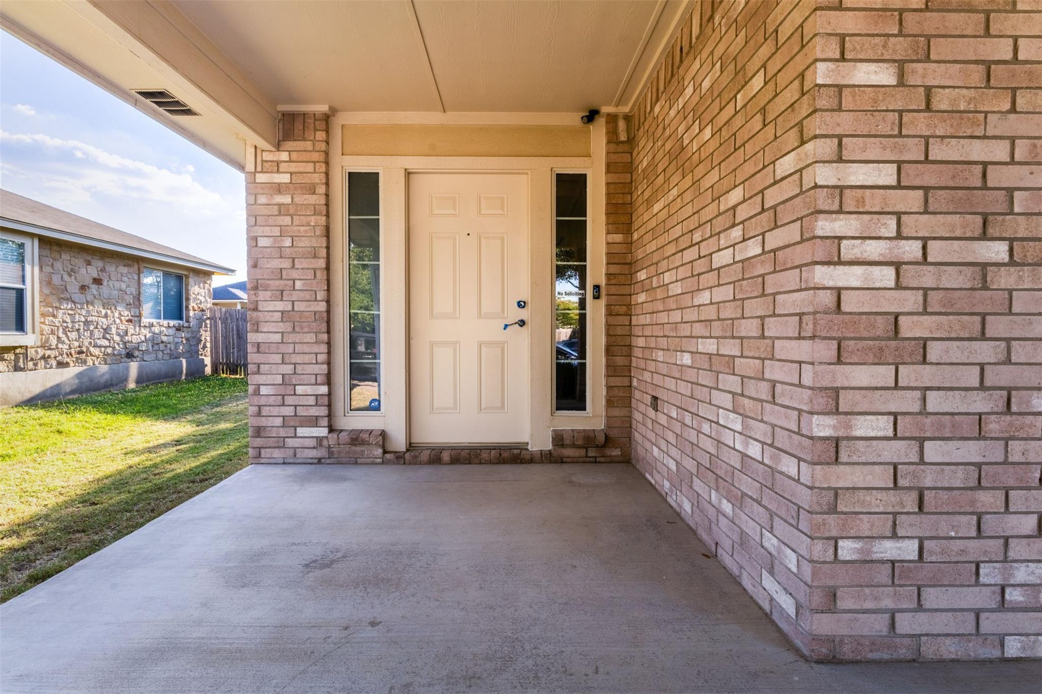 1111 Burgess DR