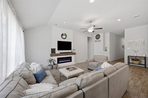 Photo of 20812 Twisting TRL, Lago Vista, TX 78645 (MLS # 4213757)