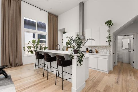 Tiny photo for 4700 Ledesma RD #2, Austin, TX 78721 (MLS # 5460907)