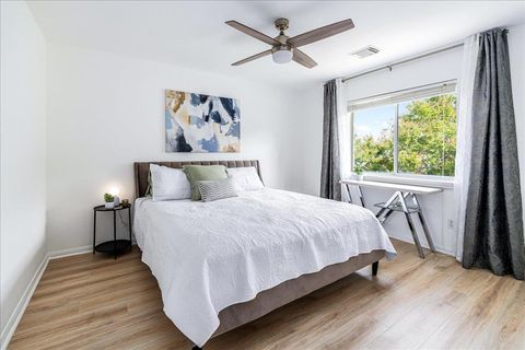 Tiny photo for 49 Hedgebrook WAY, The Hills, TX 78738 (MLS # 2576485)