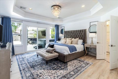 Tiny photo for 49 Hedgebrook WAY, The Hills, TX 78738 (MLS # 2576485)